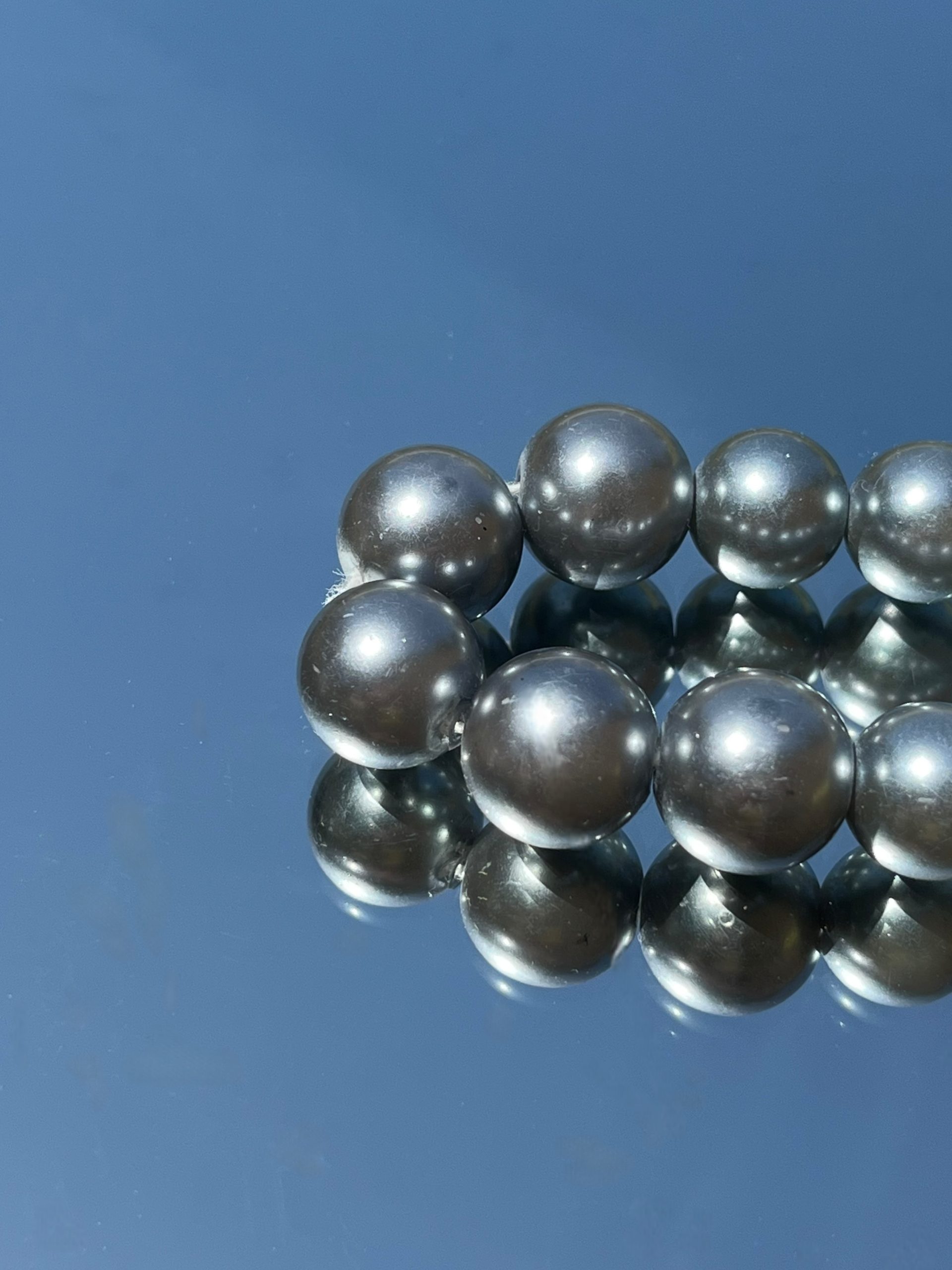 Collier à perles . – Image 2